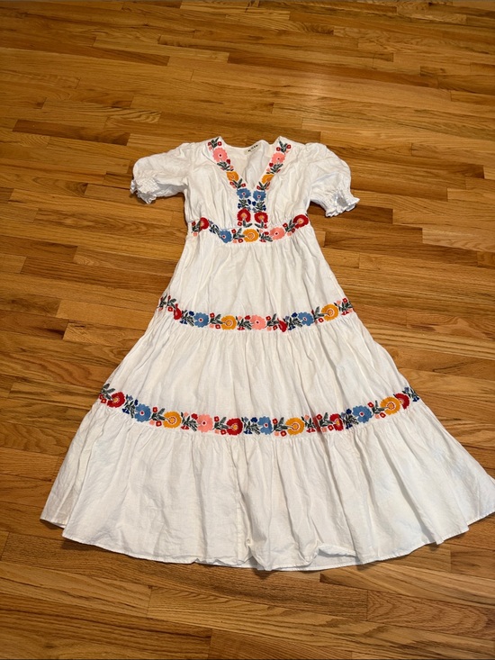 Boden Dresses & Skirts - Boden White Maxi Dress with Multicolor Floral Embroidery